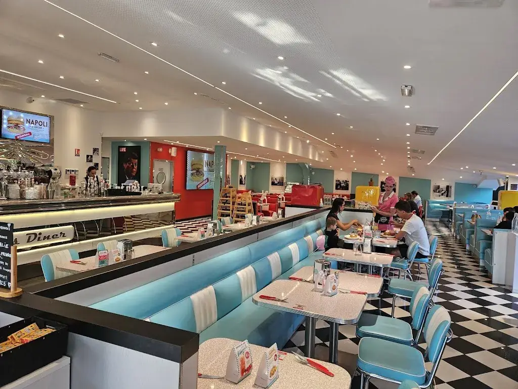 Holly's Diner_Chambray-lès-Tours_slider_image_3