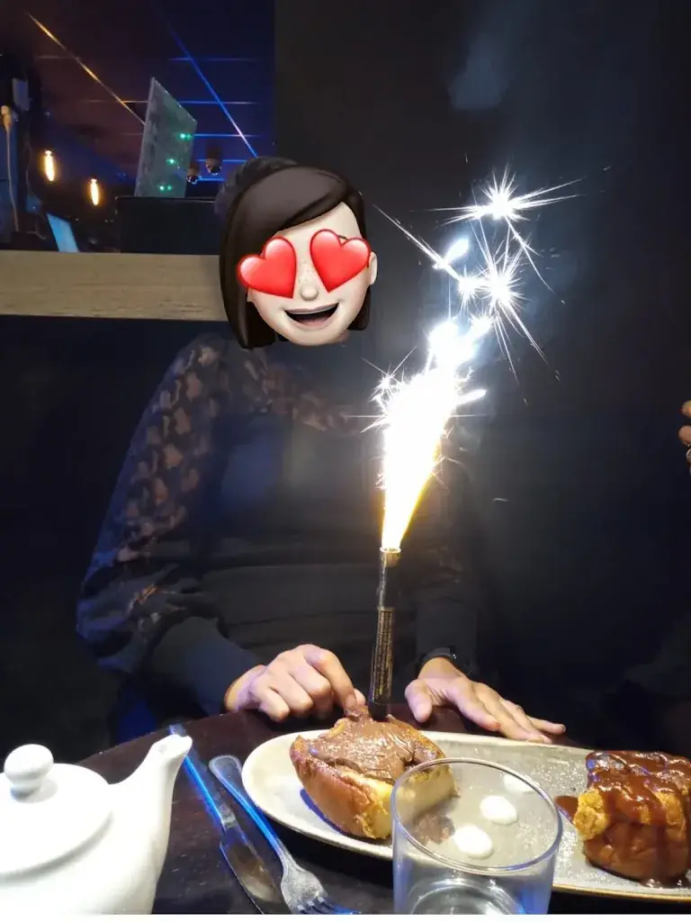 Katia C_L'ADDICT_Brignais_review