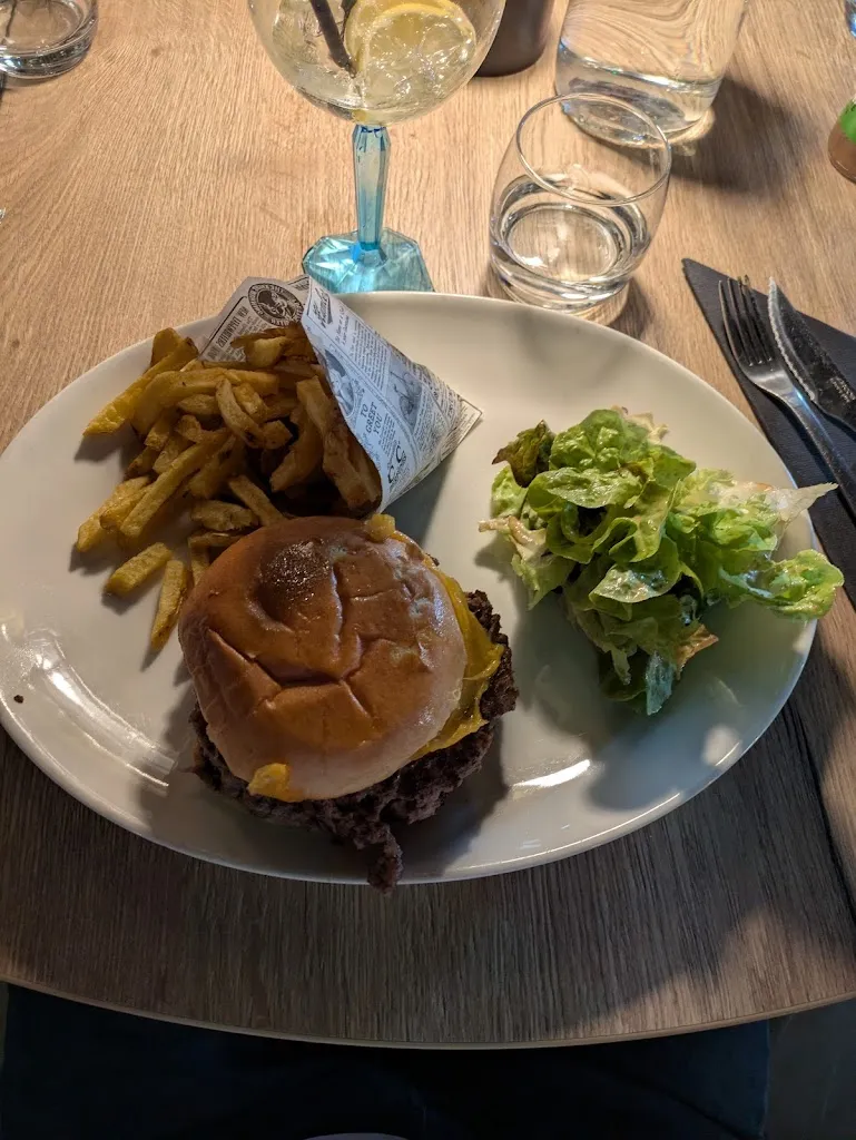 Clément Héry_L’acte 21_Saint-Avertin_review