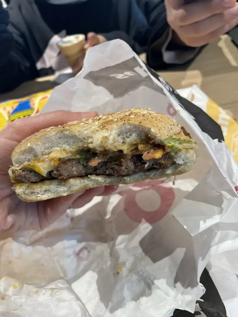 Quick Chambray les Tours_Chambray-lès-Tours_slider_image_2