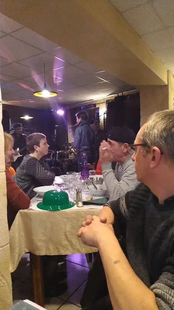 Restaurant La Cantarelle_Brignais_slider_image_2