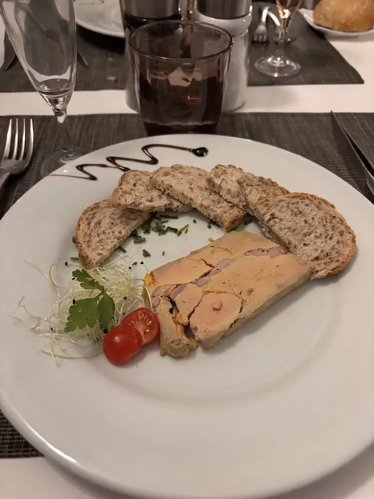 Laetitia Saint marc_Le Capucin Gourmand_Nogent-le-Roi_review