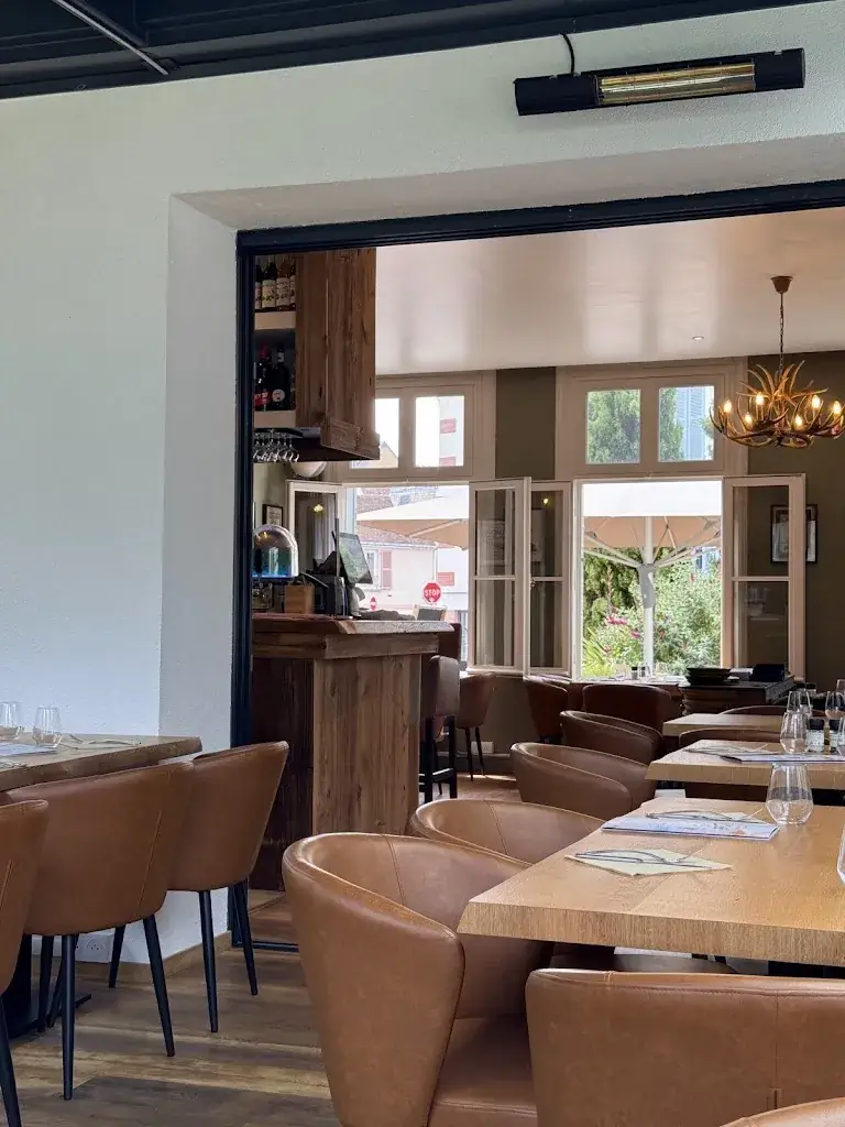 Jean Le Monnier_Le Châlet Dreux_Dreux_review