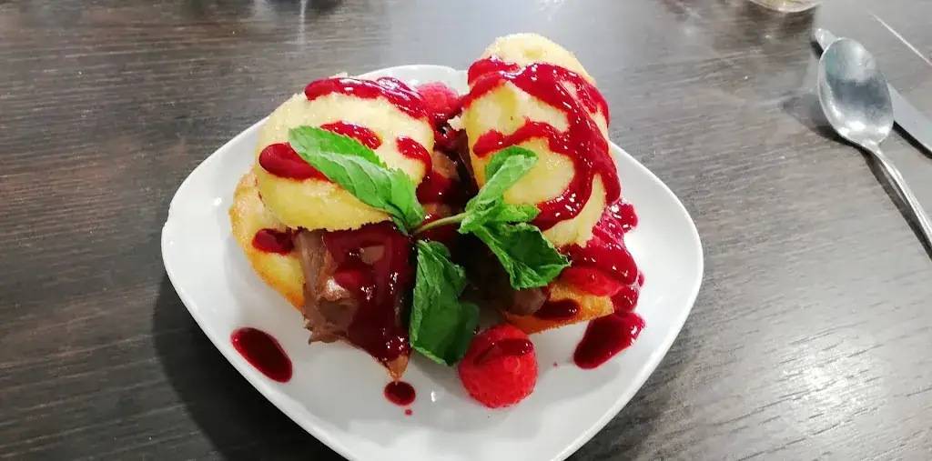 Aux Deux M_Maintenon_slider_image_3