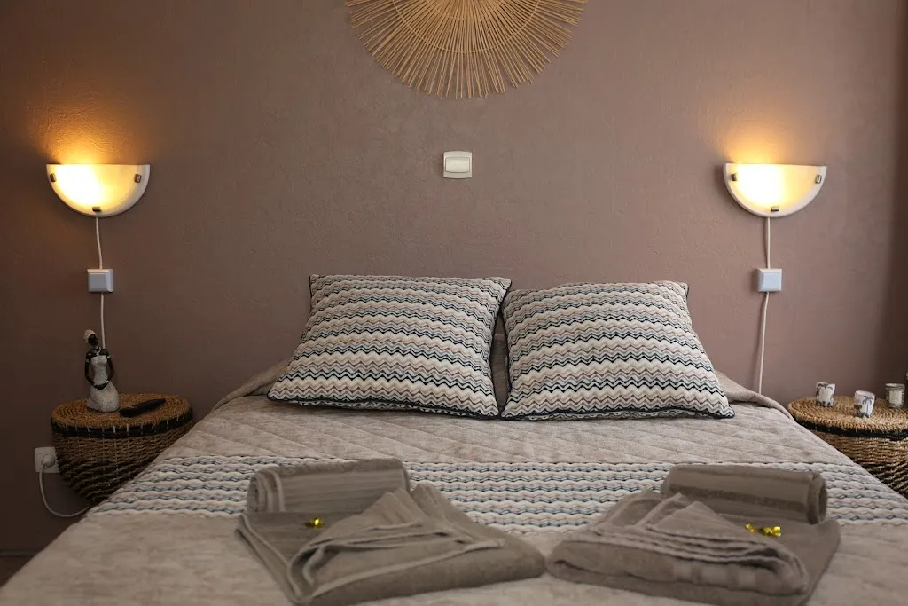 Hôtel-Restaurant Le Sauvage_Château-Renard_slider_image_2