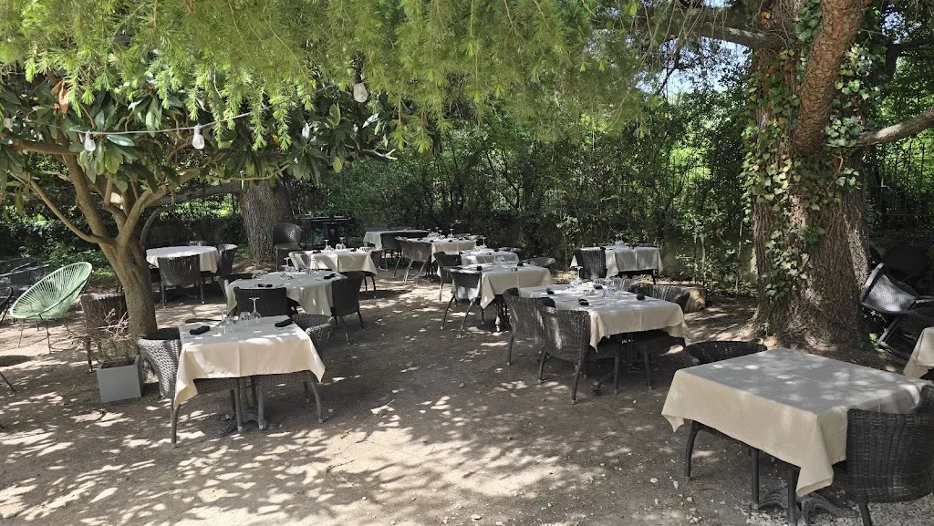 Mas de l'Echanson_Châteaurenard_slider_image_1