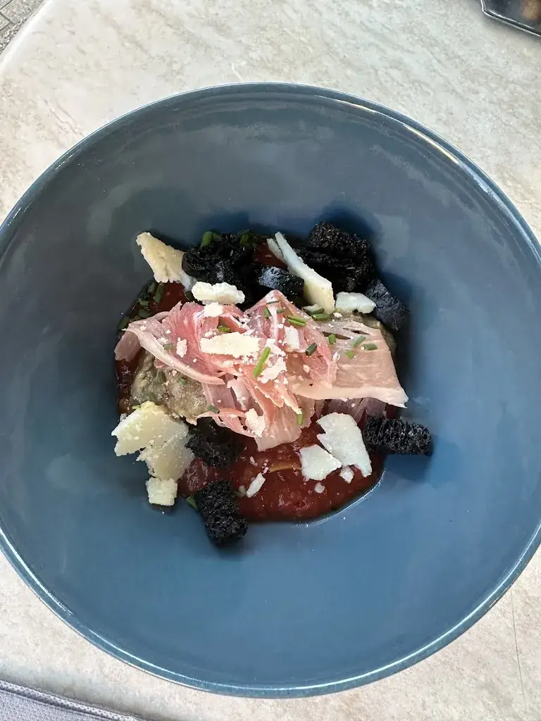 Claire BARRY_La poivrière_Châteaurenard_review