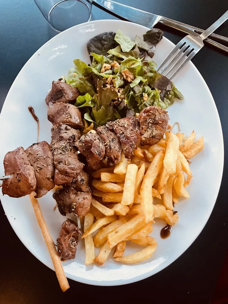 Nelly TL_CAFÉ DES ALLÉES_Châteaurenard_Bewertung