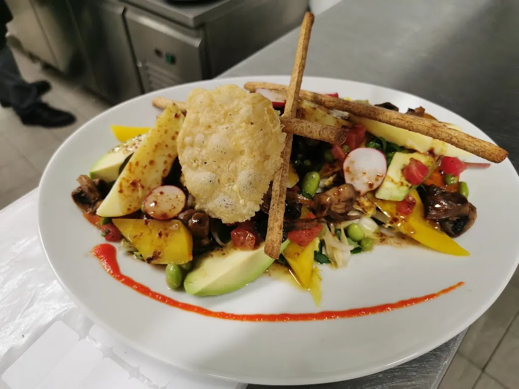 CAFÉ DES ALLÉES_Châteaurenard_slider_image_3