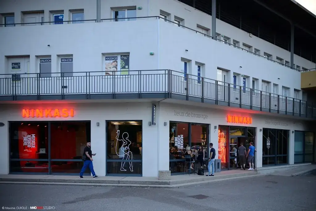 Ninkasi Brignais_Brignais_slider_image_1