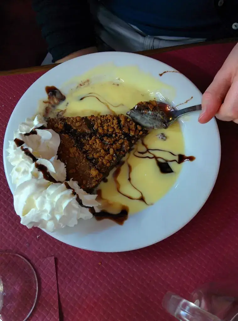 Bar du Donjon_Château-Renard_slider_image_2