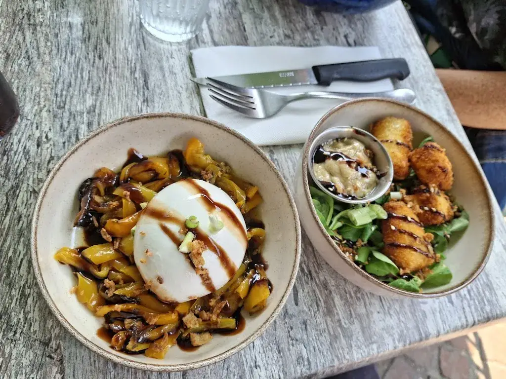 Les deux soeurs_Chinon_slider_image_3