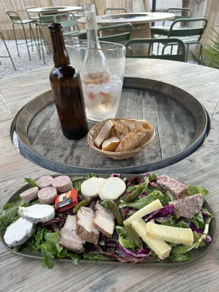 Amanda Winfield_La Parenthèse_Chaumont-sur-Loire_review