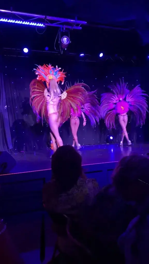 Beatrice S_Le Lyon Rouge_Brignais_review