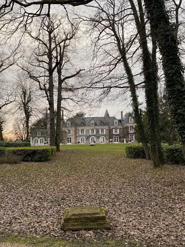 Gurkan Kurul_LES HAUTS DE LOIRE_Veuzain-sur-Loire_recensione