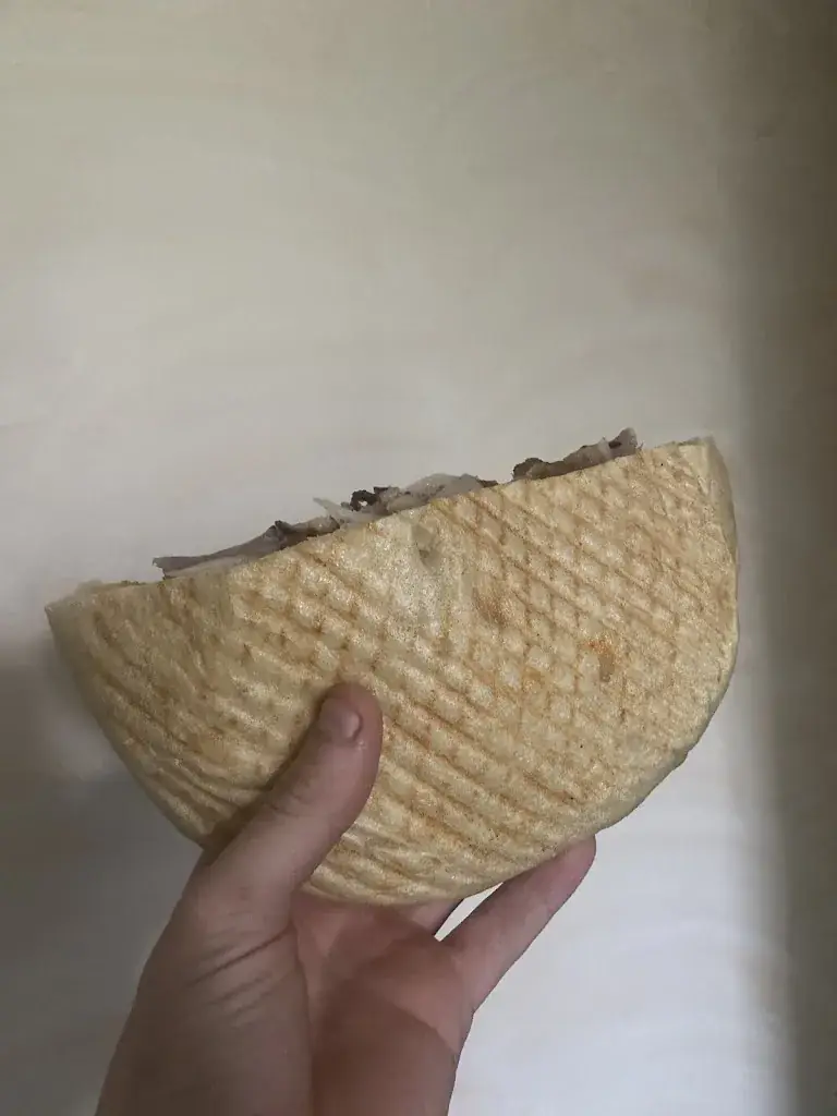 antoine broveli_Avanos Grill_Brignais_review