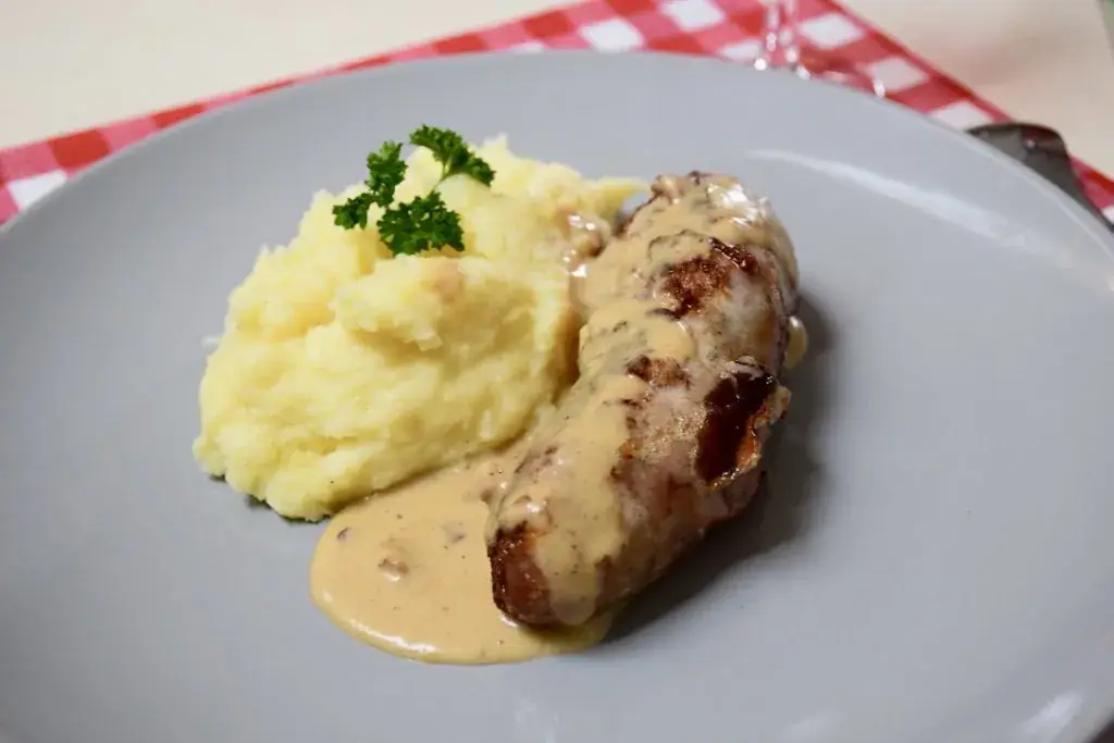 Bar Restaurant Le Gros Ormeau_Cléré-les-Pins_slider_image_2