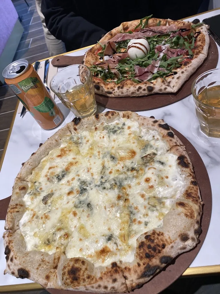 Manon R_Pizza Cosy_Brignais_review