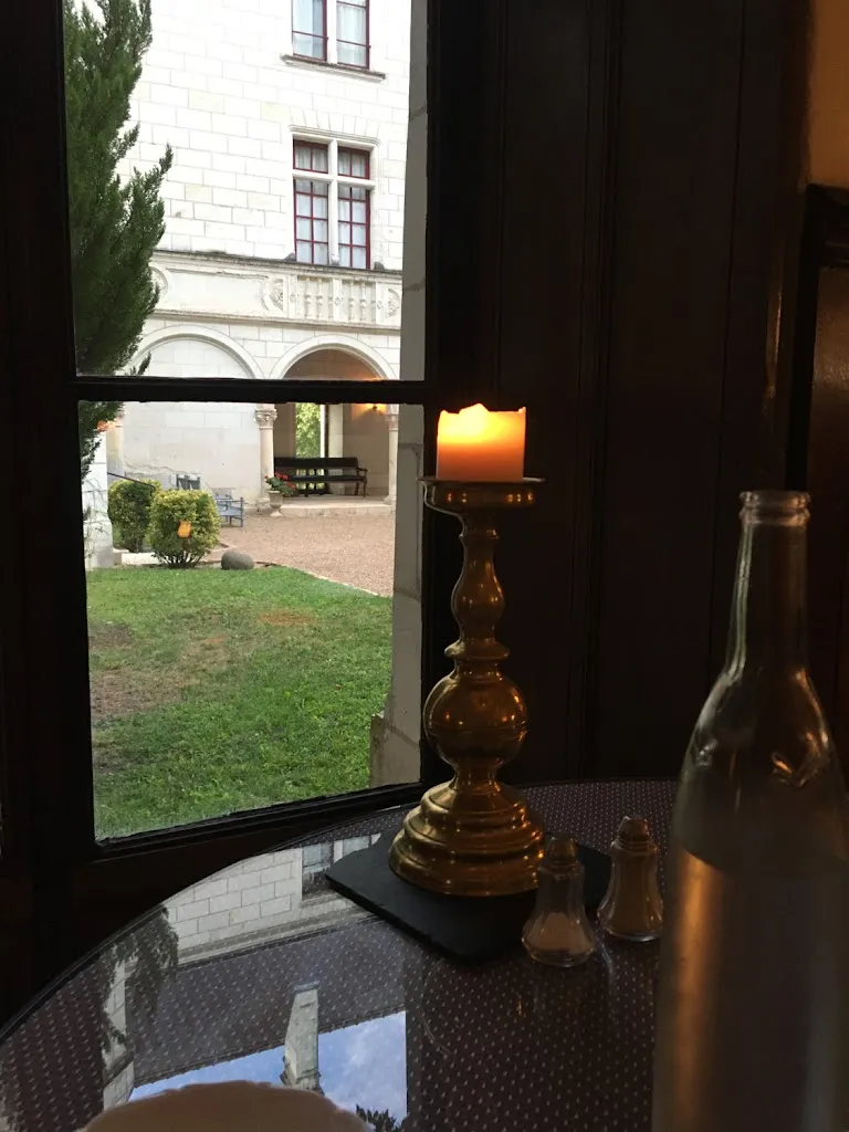 Paya The Cat_La Table du Roy_Chissay-en-Touraine_review