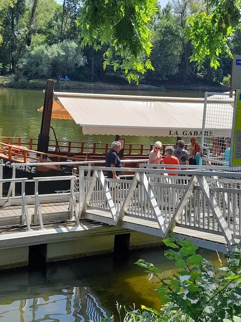 Neil MacLachlan_La Bélandre - Chenonceaux en bateaux_Chisseaux_review