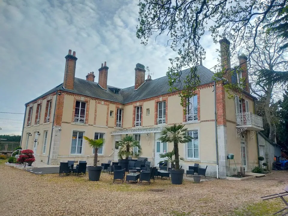 La Villa des Bordes_Cléry-Saint-André_slider_image_1