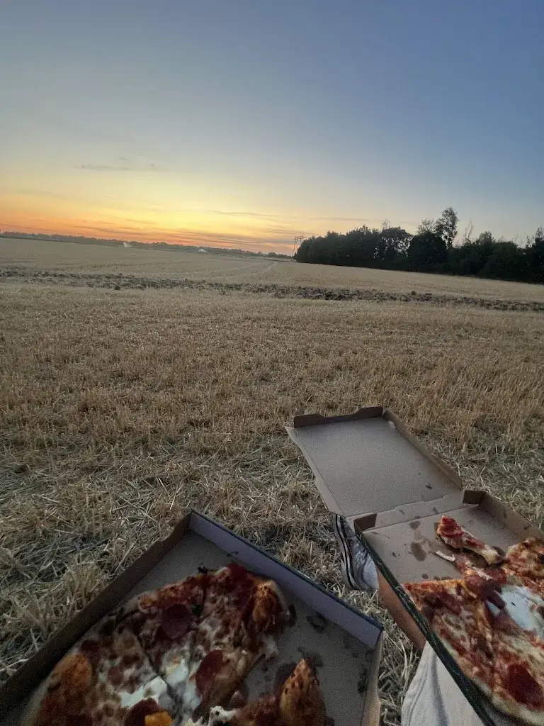 Téo Dmt_Le Kiosque à Pizzas_Cléry-Saint-André_review