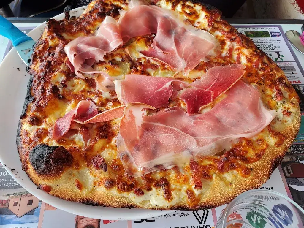 Restaurant Pizzéria de la Gaieté_Controis-en-Sologne_slider_image_3