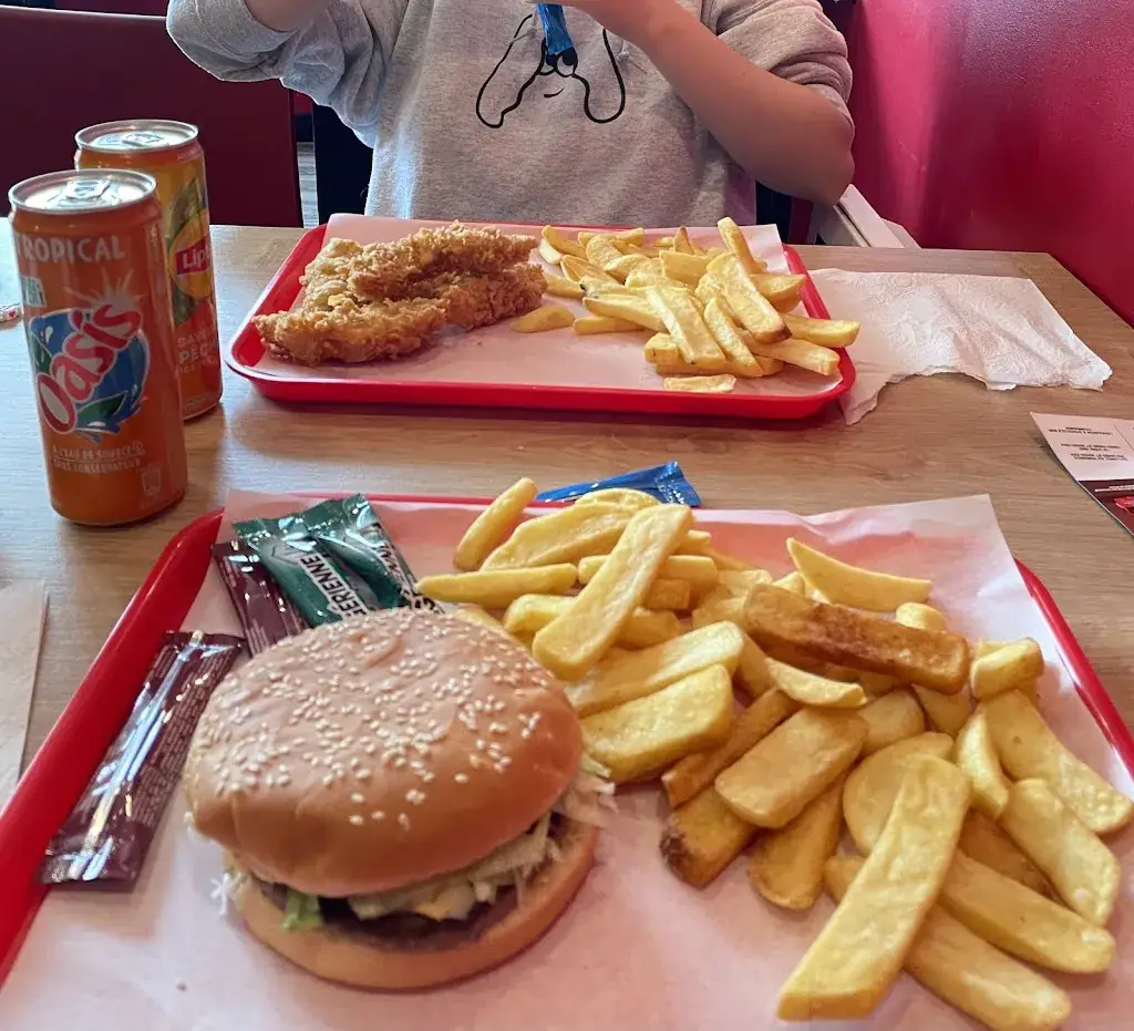 Quentin B_Mchicken _Controis-en-Sologne_review