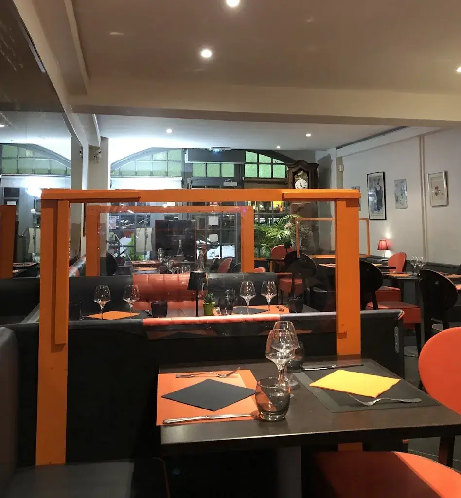 Catherine Cailleux_Le Jardin du Verre_Châteaudun_review