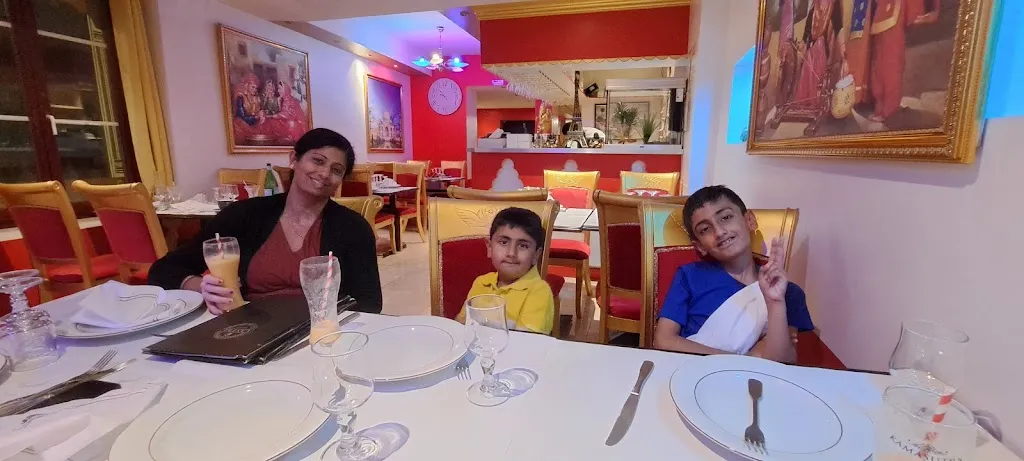 Gurpreet Singh Pabla_Le Punjab Grill_Châteaudun_review