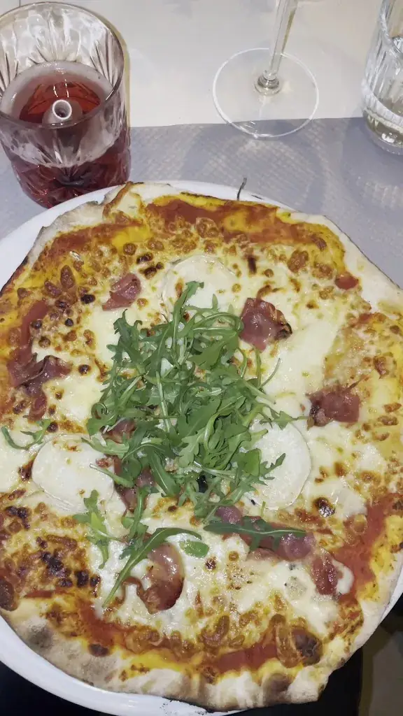 Le Vesuve_Châteaudun_slider_image_2