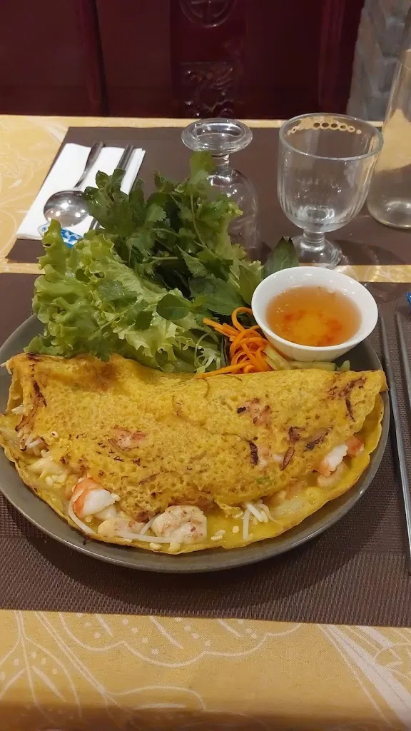 Jean-Claude Husson_Chez Kim_Châteaudun_review