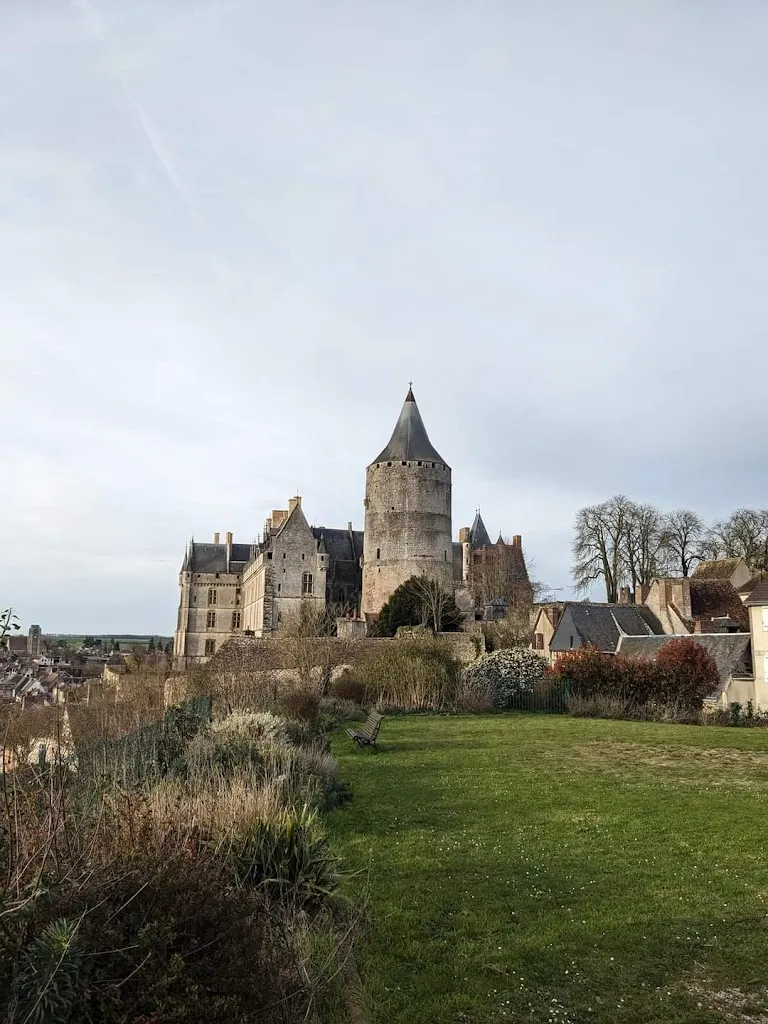Antony Lowe_Château de Châteaudun_Châteaudun_review
