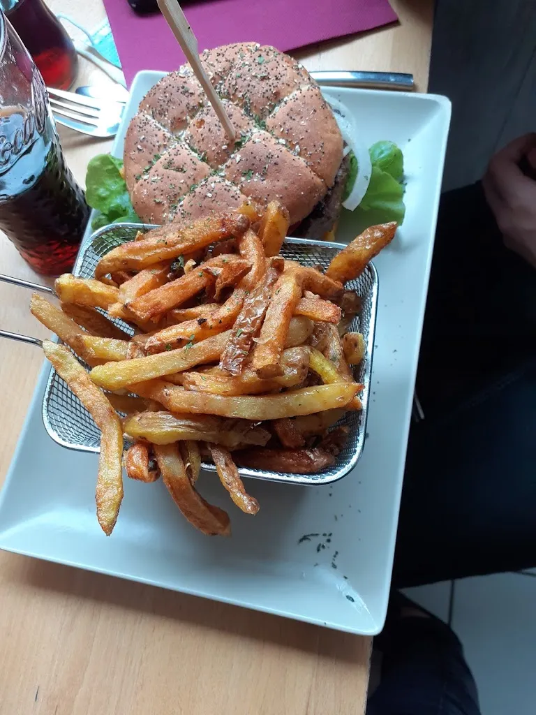 Phoenix 74_La P'tite Fringale_Chapelle-du-Noyer_review