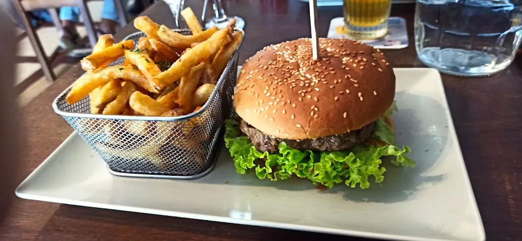 La P'tite Fringale_Chapelle-du-Noyer_slider_image_3