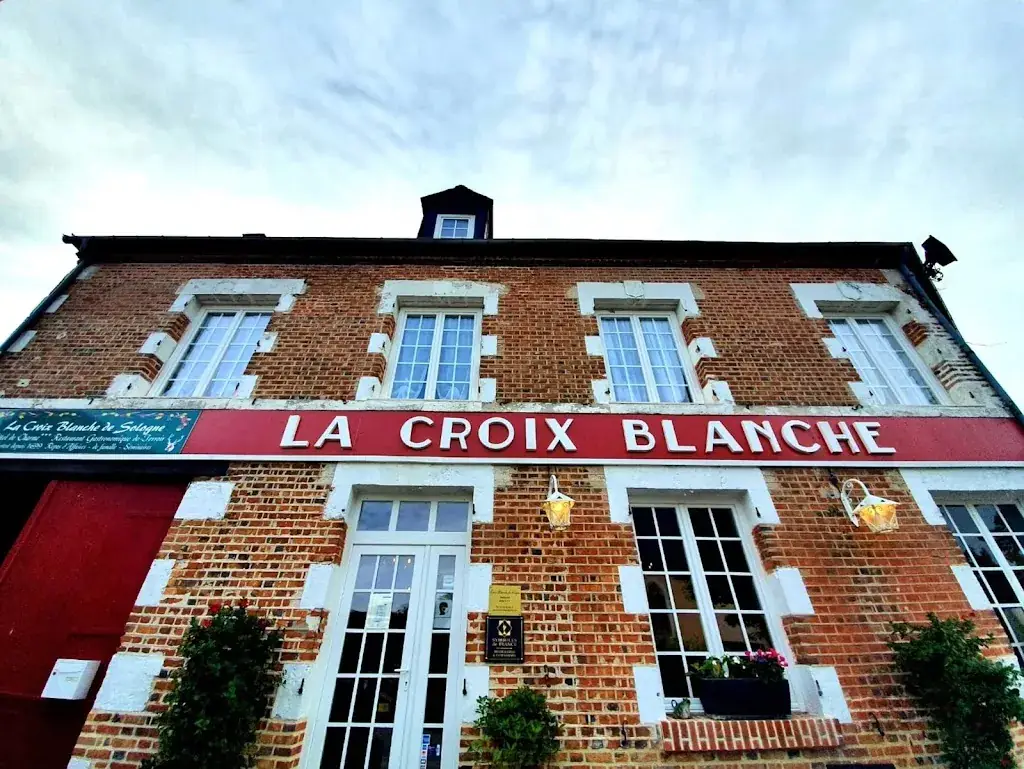 La Croix Blanche De Sologne restaurant in Chaumont-sur-Tharonne