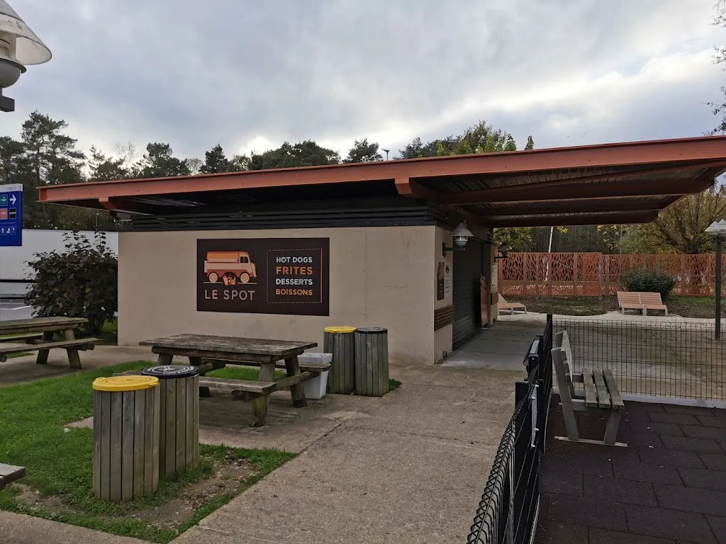 Le Spot_Chaumont-sur-Tharonne_slider_image_3