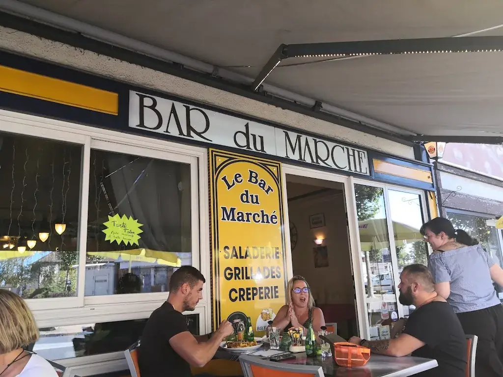 Michèle JOLY_Bar Brasserie Restaurant du Marché_Lamotte-Beuvron_review