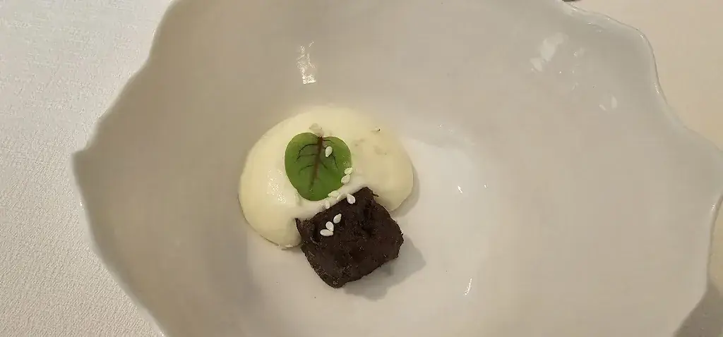 foreign bear_Granica_Cellettes_recensione