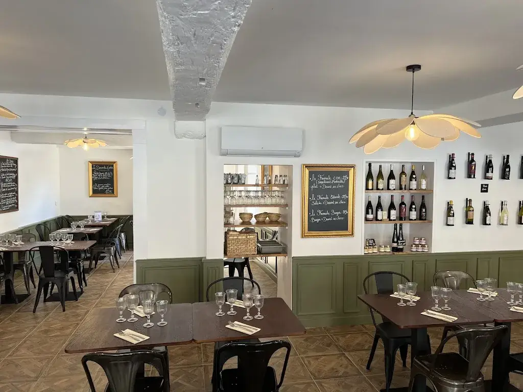 LA COUR DES ROIS restaurant in Cheverny