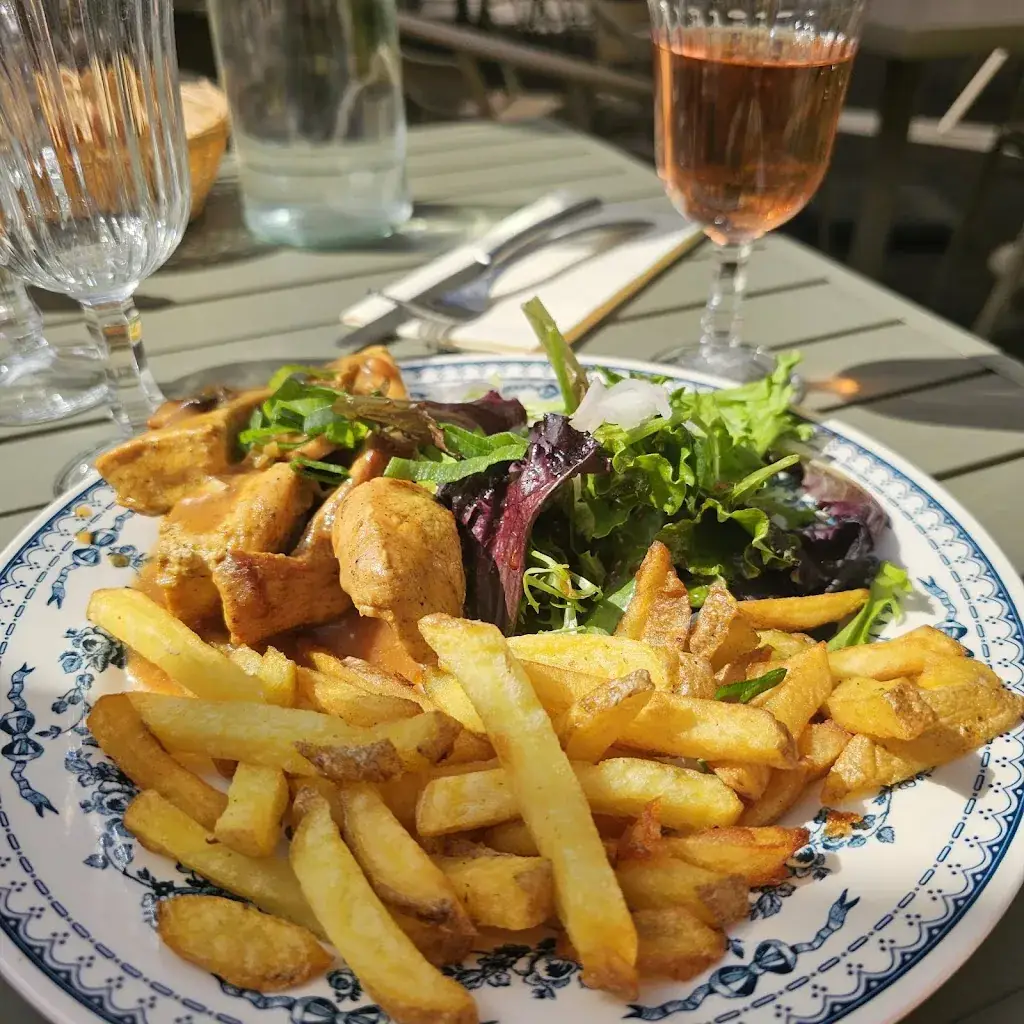 LA COUR DES ROIS_Cheverny_slider_image_3