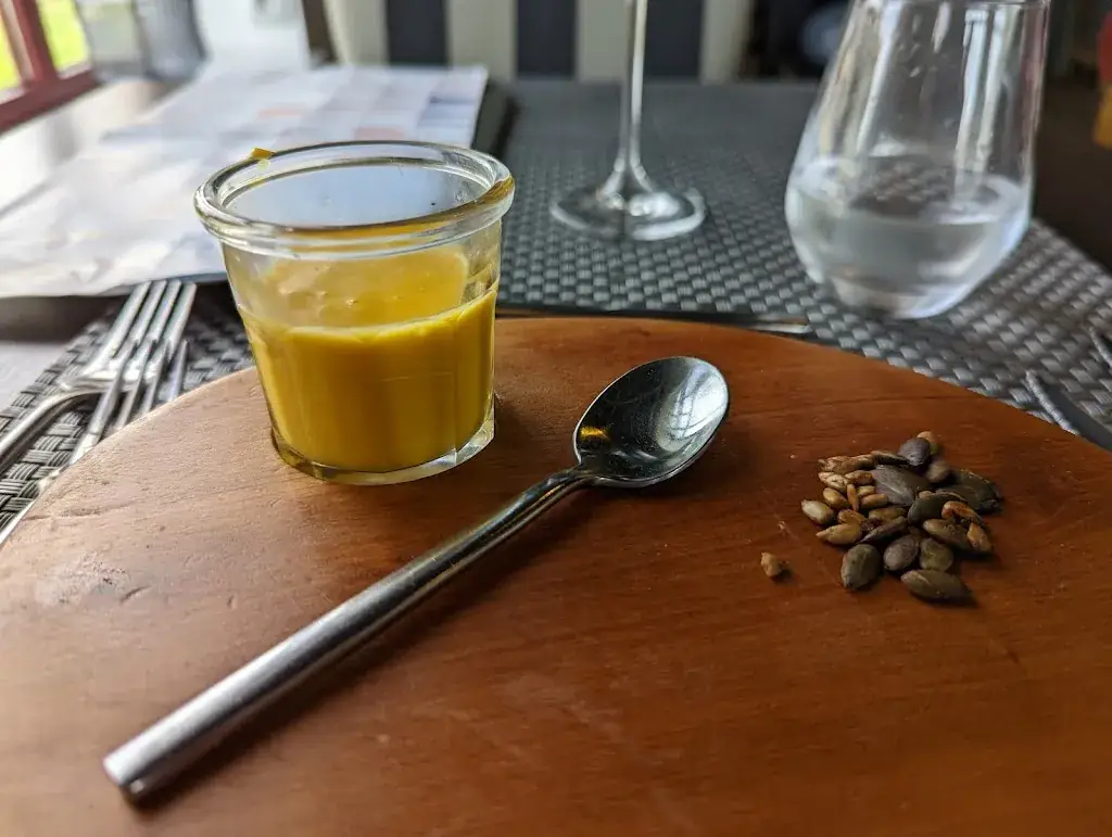 Ruben Williams_L'Évidence_Cour-Cheverny_review