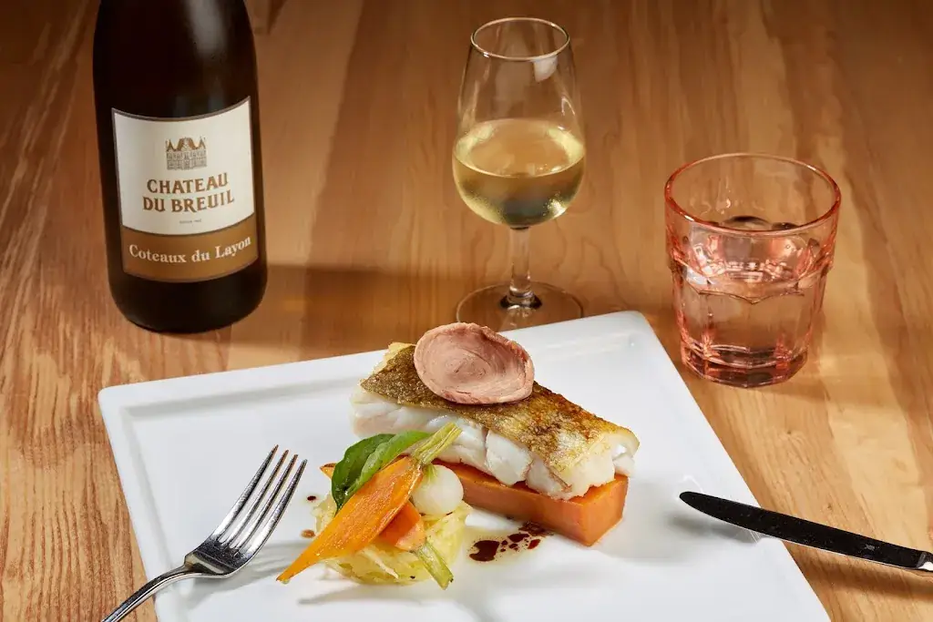 Restaurant Les Trois Marchands_Cour-Cheverny_slider_image_2