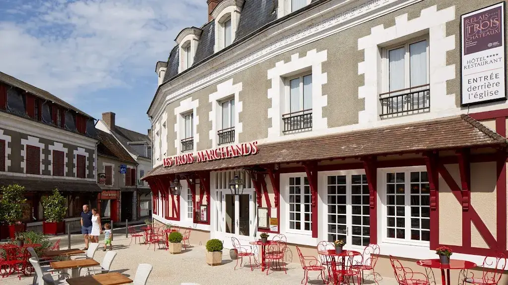 Restaurant Les Trois Marchands_Cour-Cheverny_slider_image_3