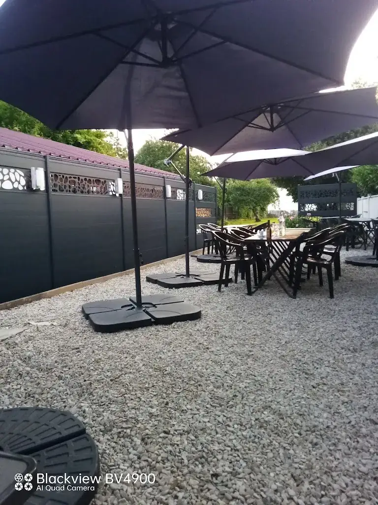 TABLE 12 ristorante a Cours-les-Barres