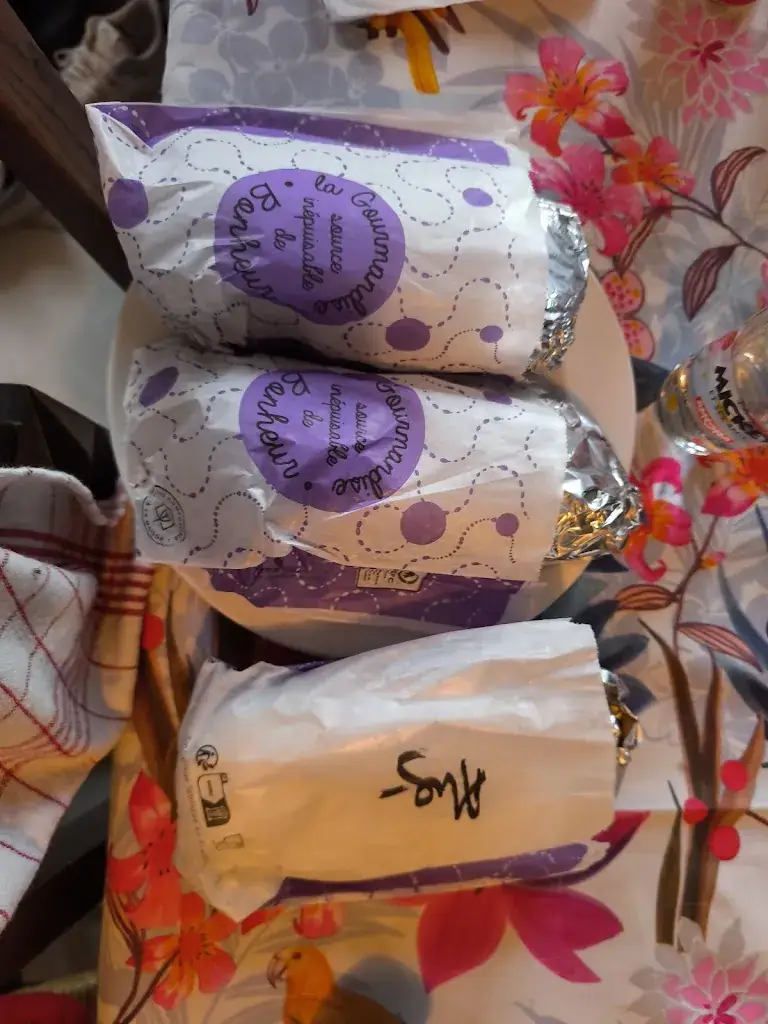 Axel Latour_Sandwicherie de la place (Cloyes)_Cloyes-les-Trois-Rivières_review