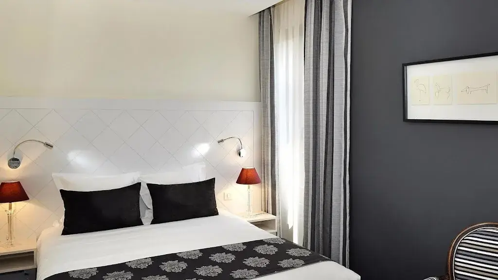 Logis Hôtel le Saint Jacques_Cloyes-les-Trois-Rivières_slider_image_2