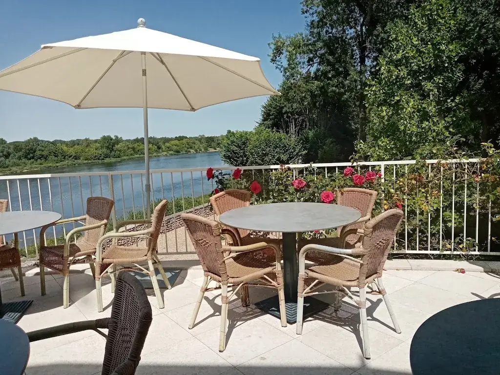 Manoir Bel Air restaurant in Saint-Dyé-sur-Loire