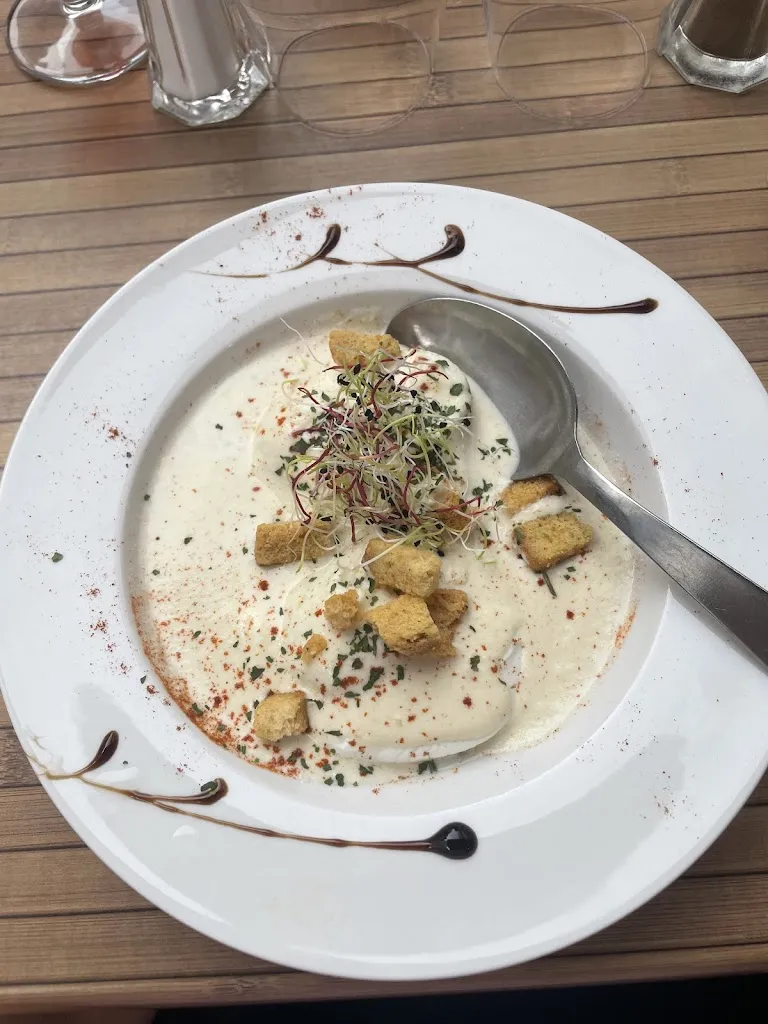 Théo_Le Petit Gourmand_Pithiviers_review