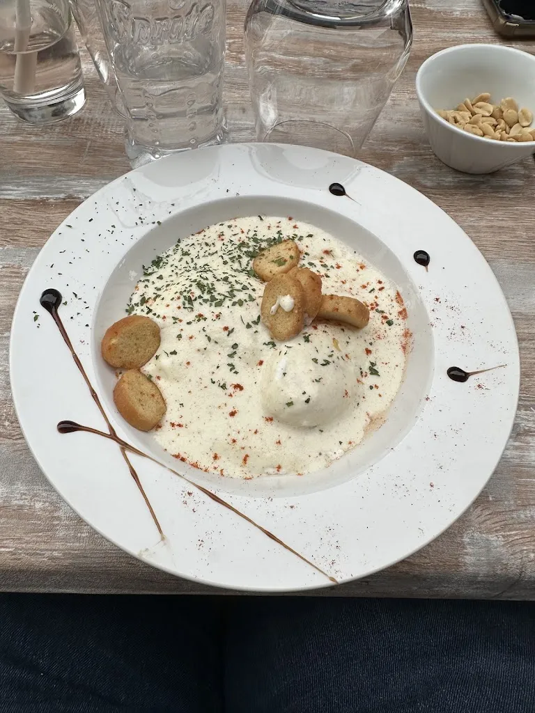 Sacha Gaveriaux_Le Petit Gourmand_Pithiviers_review